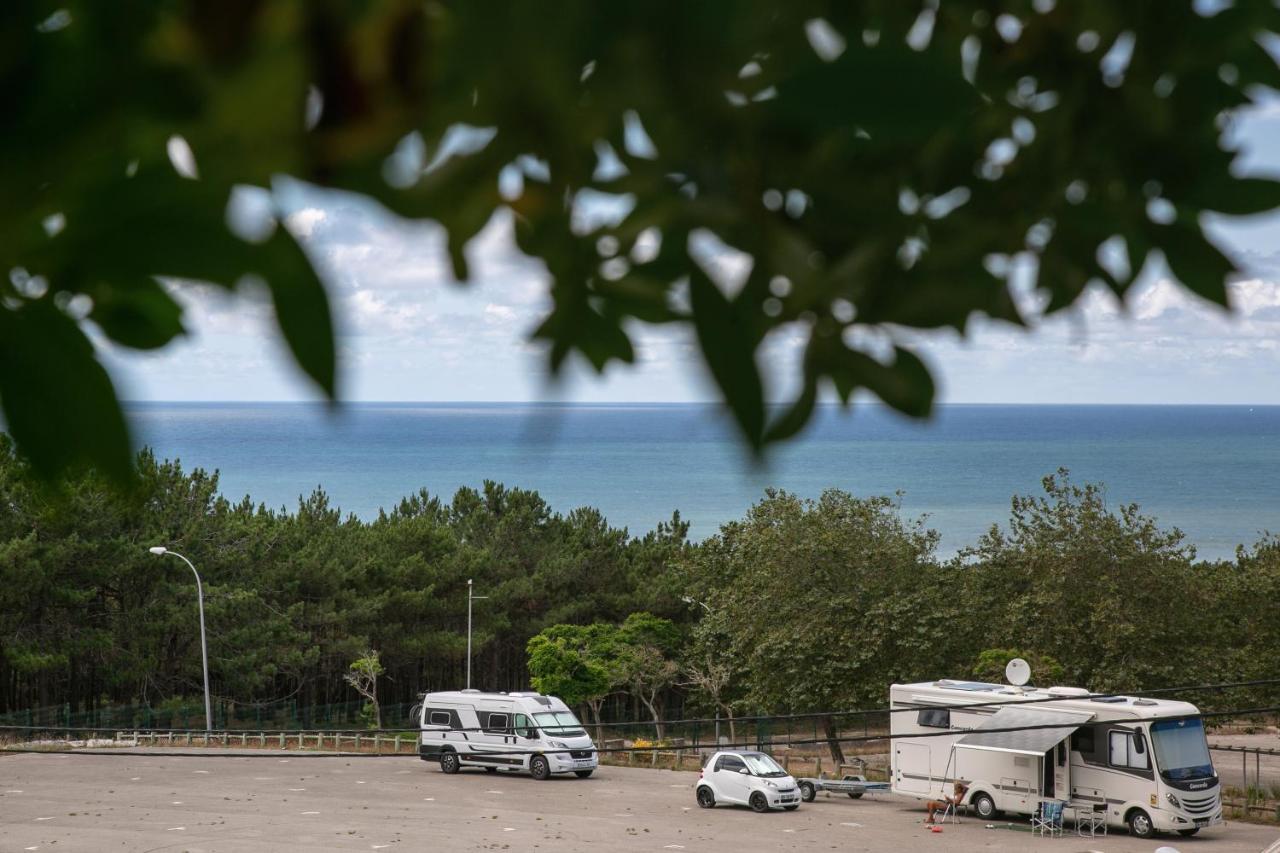 Miradouro Praia Norte Назаре Екстериор снимка